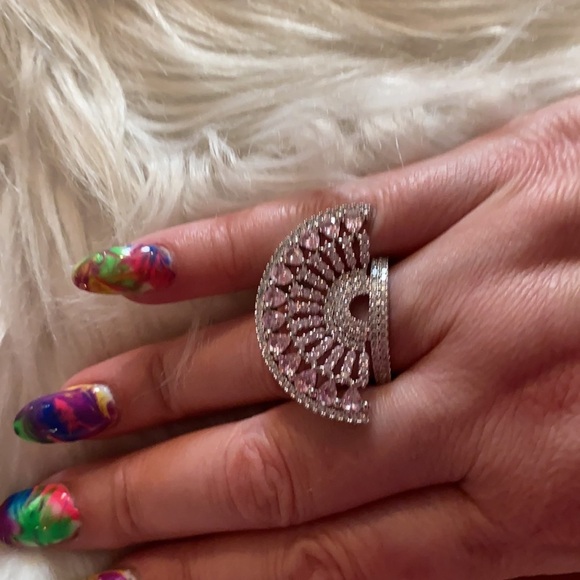 New Peacock Feathers Ring - Picture 3 of 6